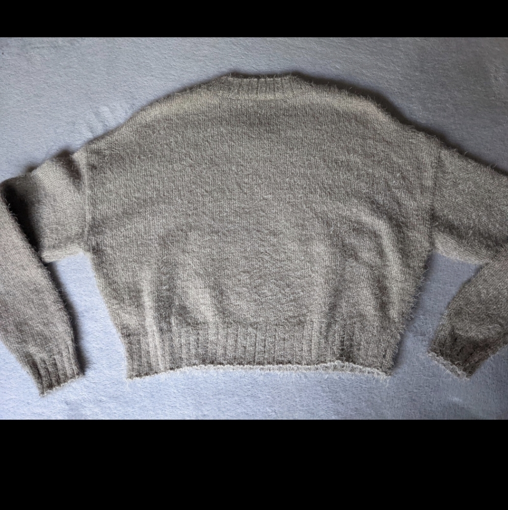 *2/20* Collusion Sweater - Picture 4 of 7